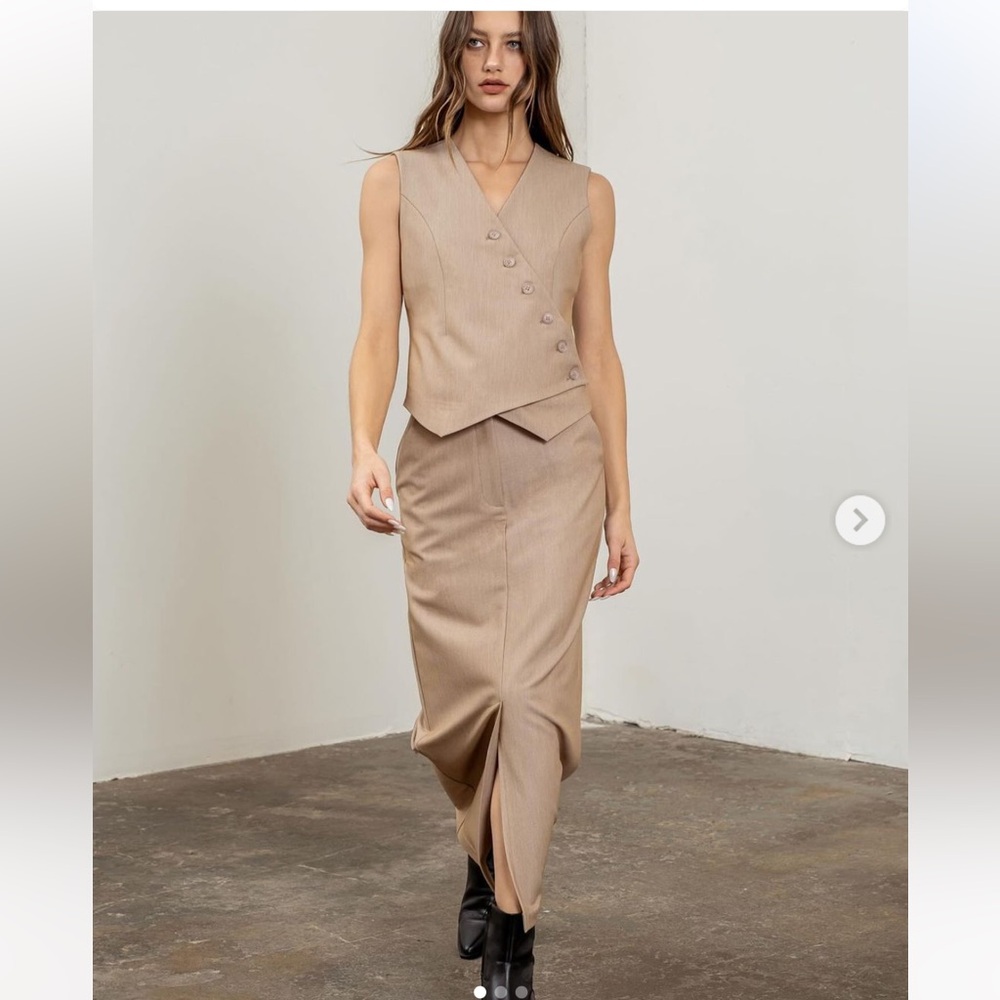 Asymmetrical vest and midi skirt in tan